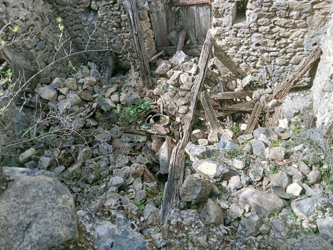 Terrain à SAINT-HIPPOLYTE-DU-FORT