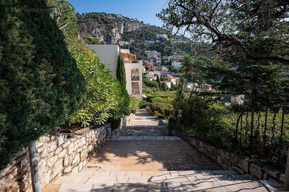 Appartement à VILLEFRANCHE-SUR-MER