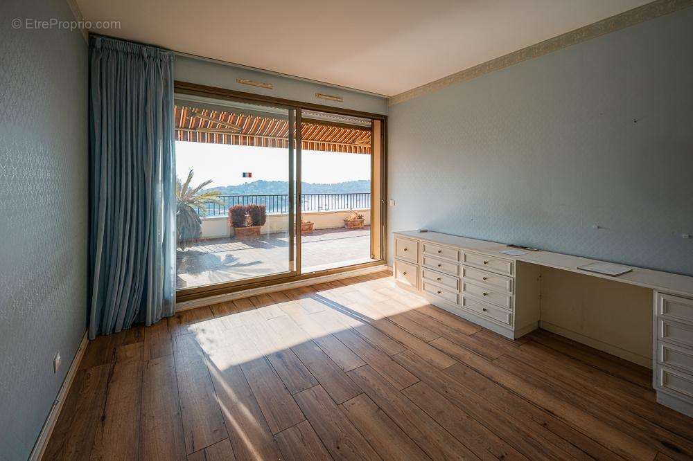 Appartement à VILLEFRANCHE-SUR-MER