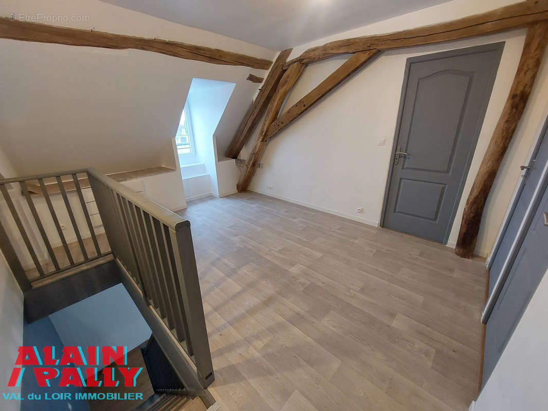 Appartement à CLOYES-SUR-LE-LOIR