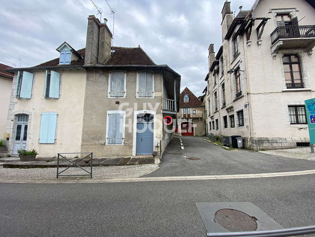 Appartement à SALIES-DE-BEARN