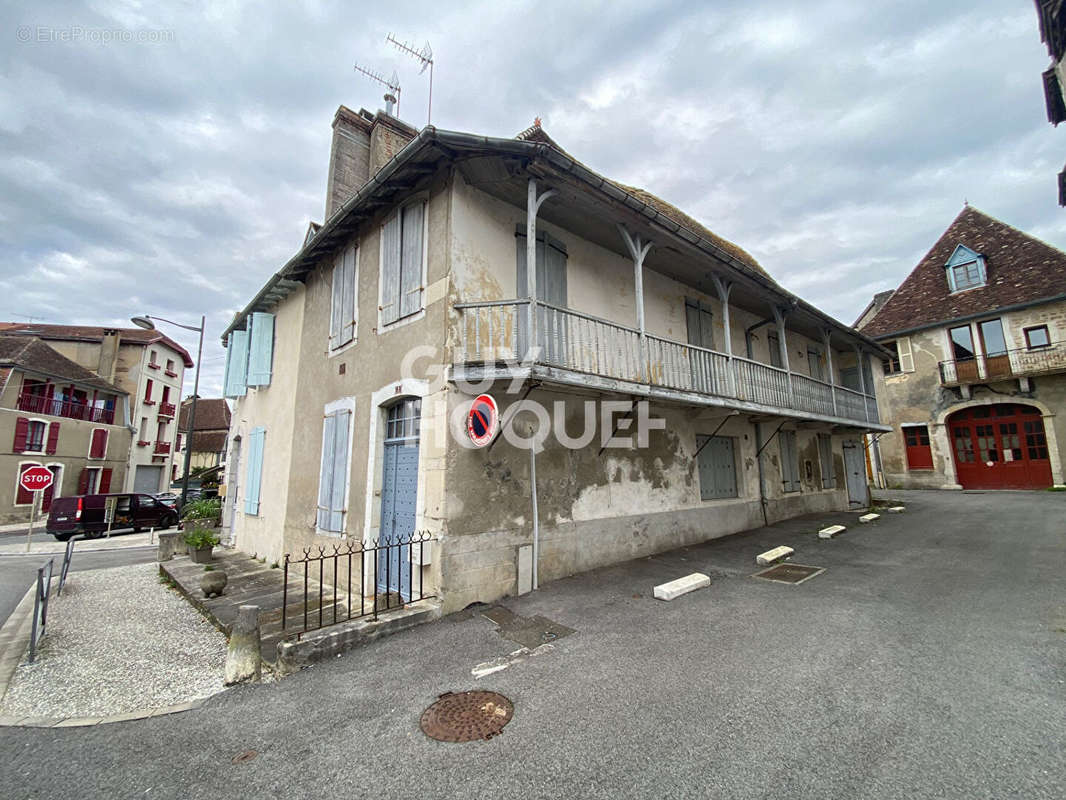 Appartement à SALIES-DE-BEARN