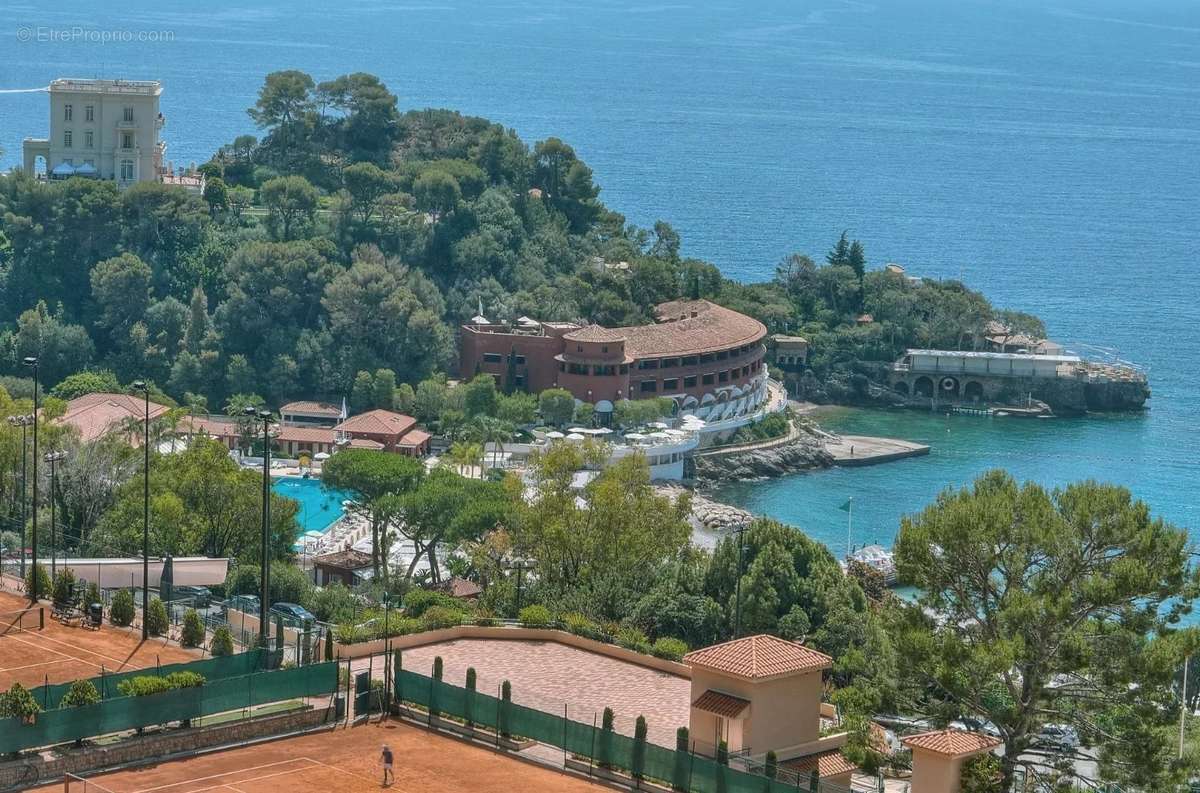 Appartement à ROQUEBRUNE-CAP-MARTIN