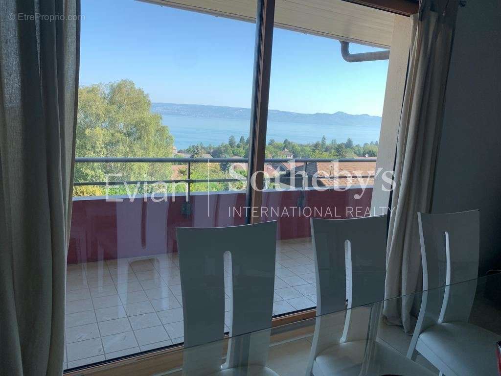 Appartement à EVIAN-LES-BAINS