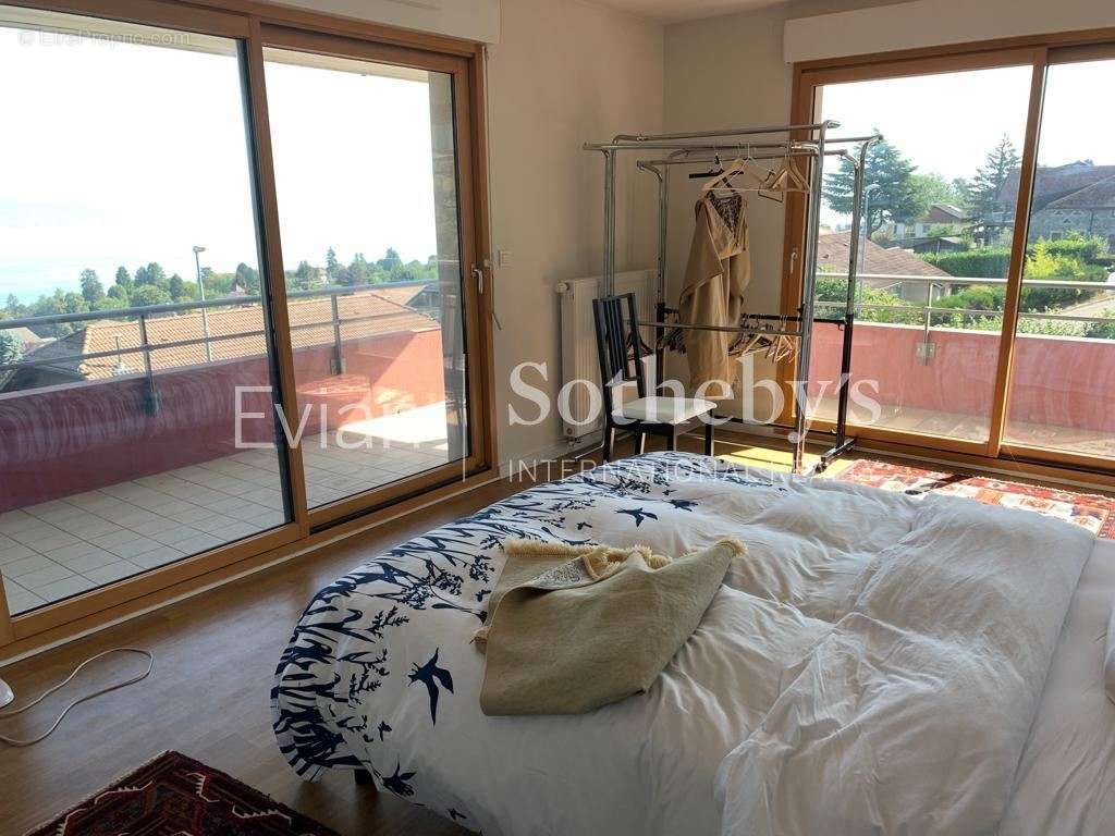 Appartement à EVIAN-LES-BAINS