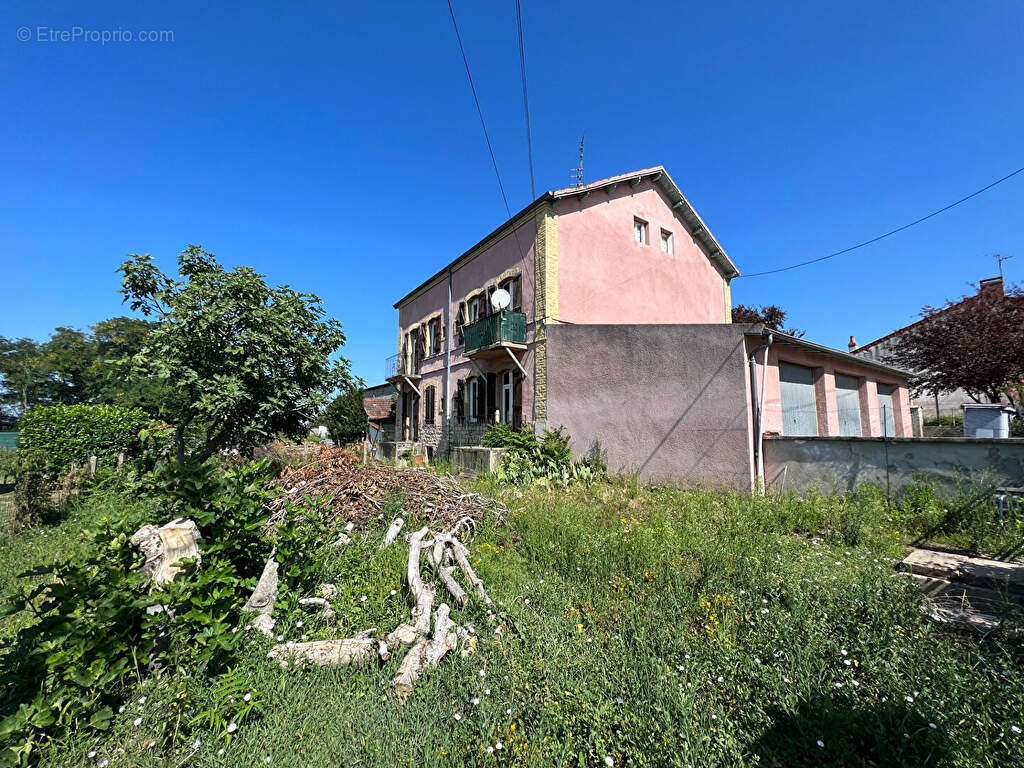 Appartement à DESERTINES