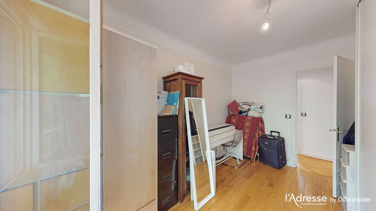 Appartement à PARIS-19E