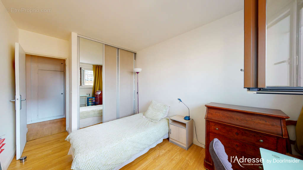 Appartement à PARIS-15E