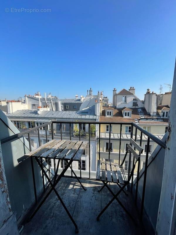 Appartement à PARIS-3E