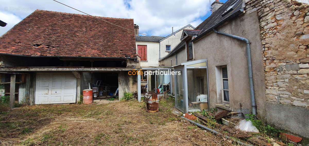 Maison à MAREUIL-SUR-ARNON