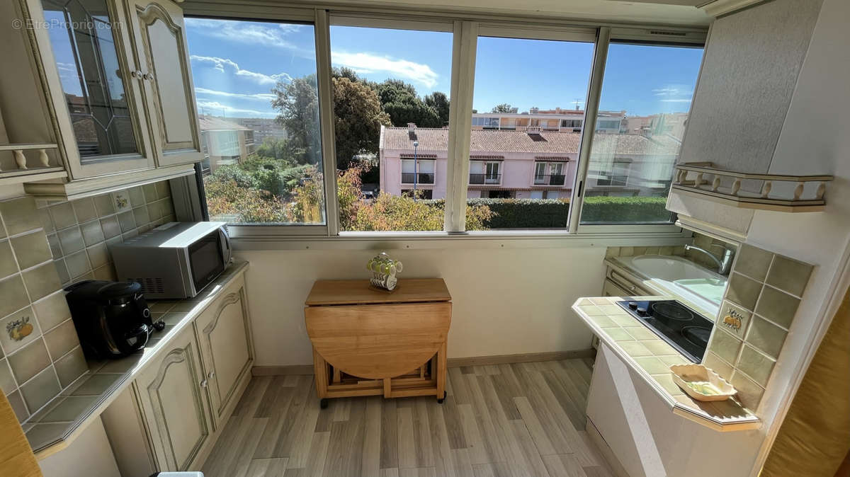 Appartement à BORMES-LES-MIMOSAS