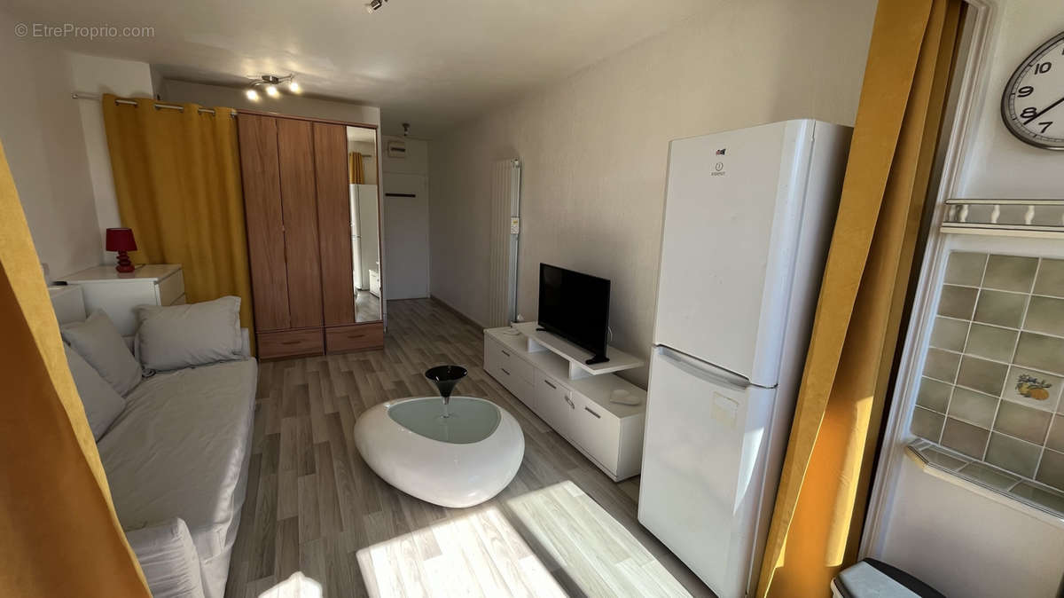 Appartement à BORMES-LES-MIMOSAS