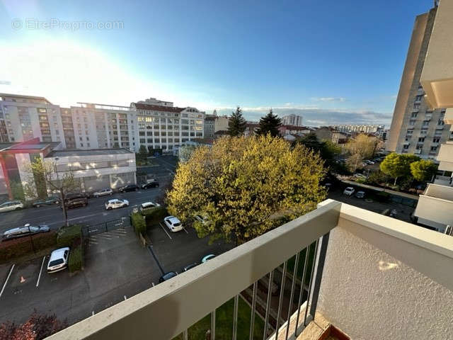 Appartement à VILLEURBANNE