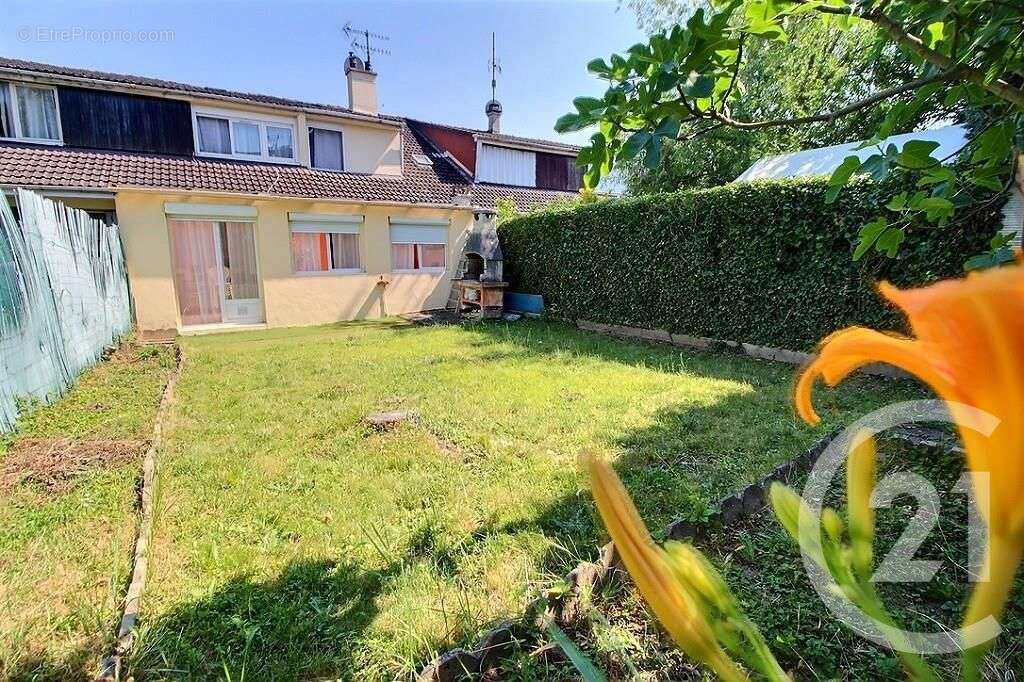 Maison à AULNAY-SOUS-BOIS