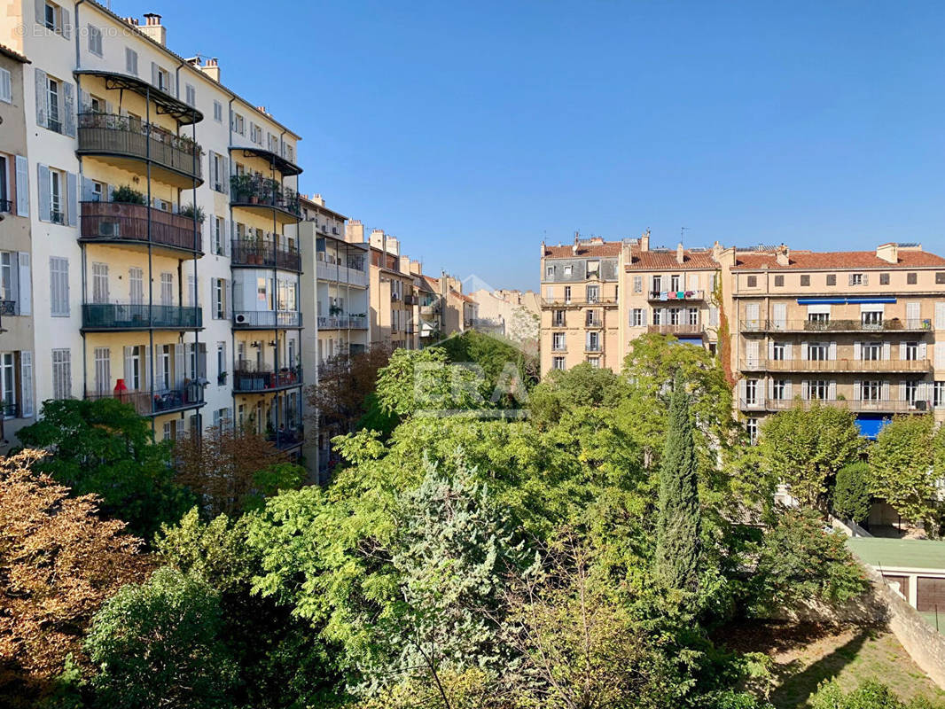 Appartement à MARSEILLE-8E