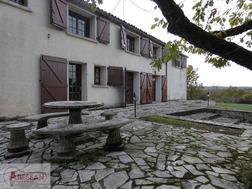 Maison à CORDES-SUR-CIEL