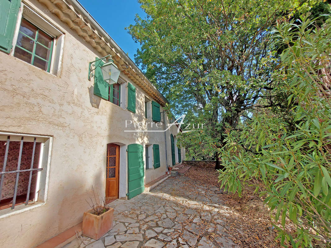 Maison à LORGUES