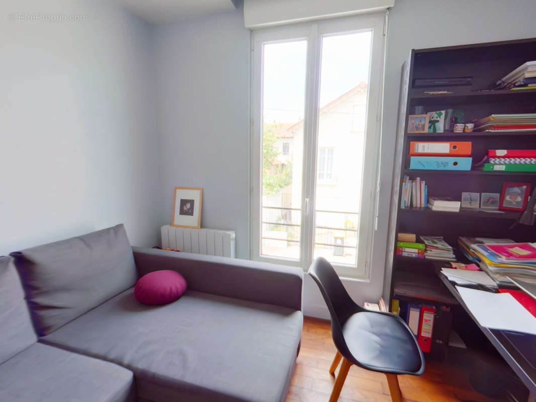 Appartement à LE BLANC-MESNIL