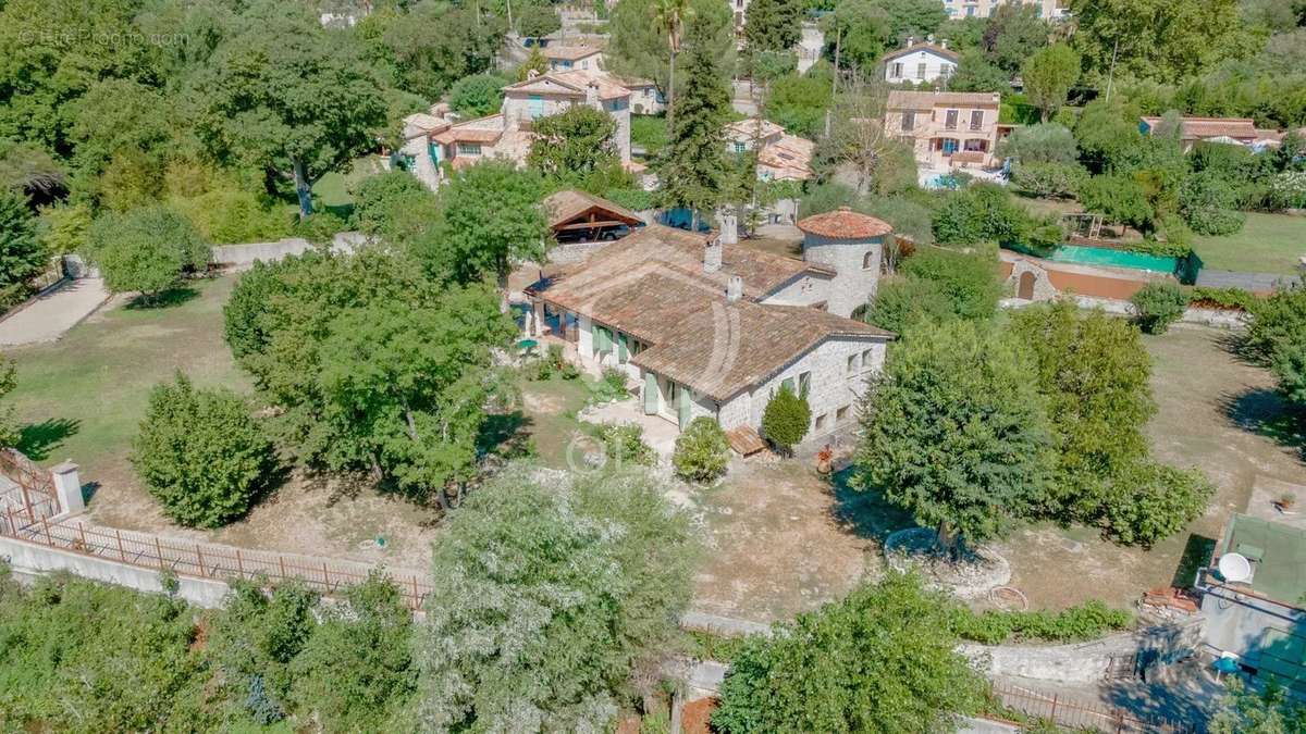 Maison à LA COLLE-SUR-LOUP