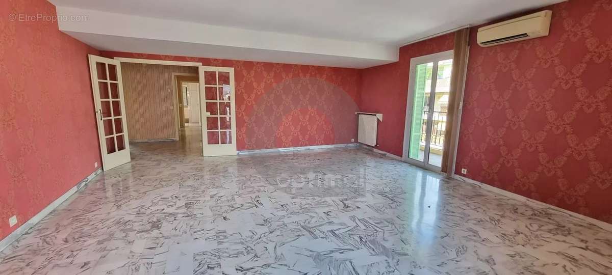 Appartement à MENTON