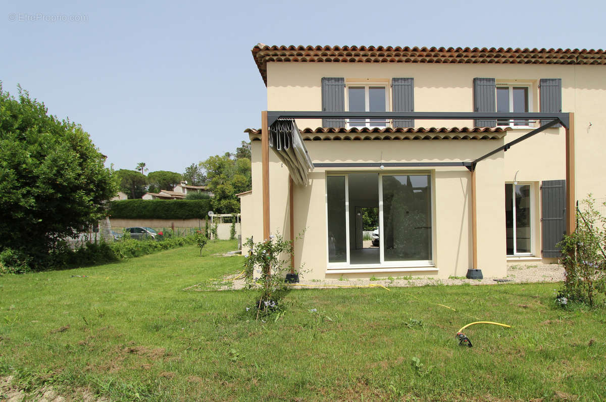 Maison à LA COLLE-SUR-LOUP