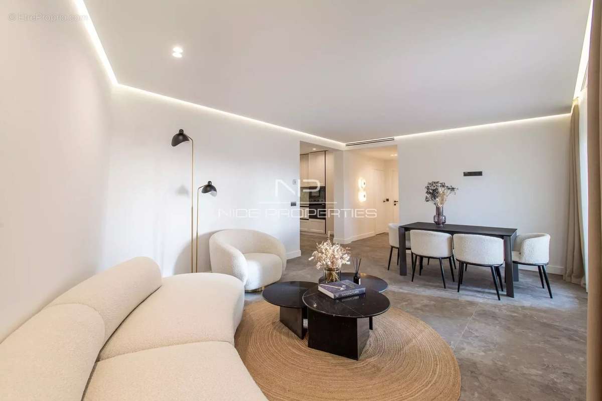 Appartement à VILLEFRANCHE-SUR-MER