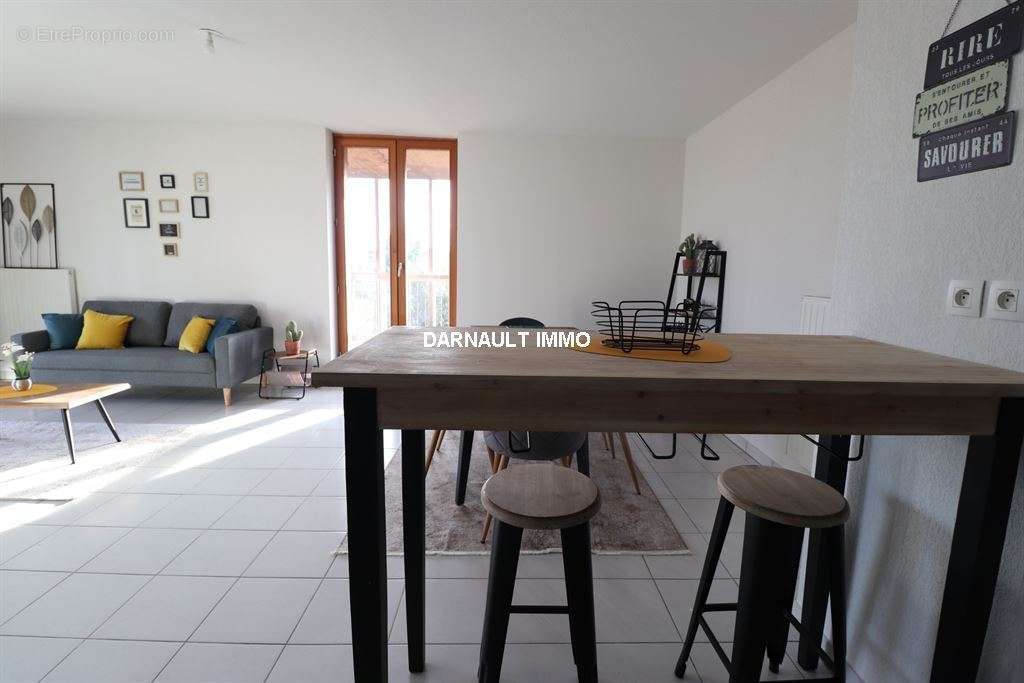 Appartement à CORNEBARRIEU