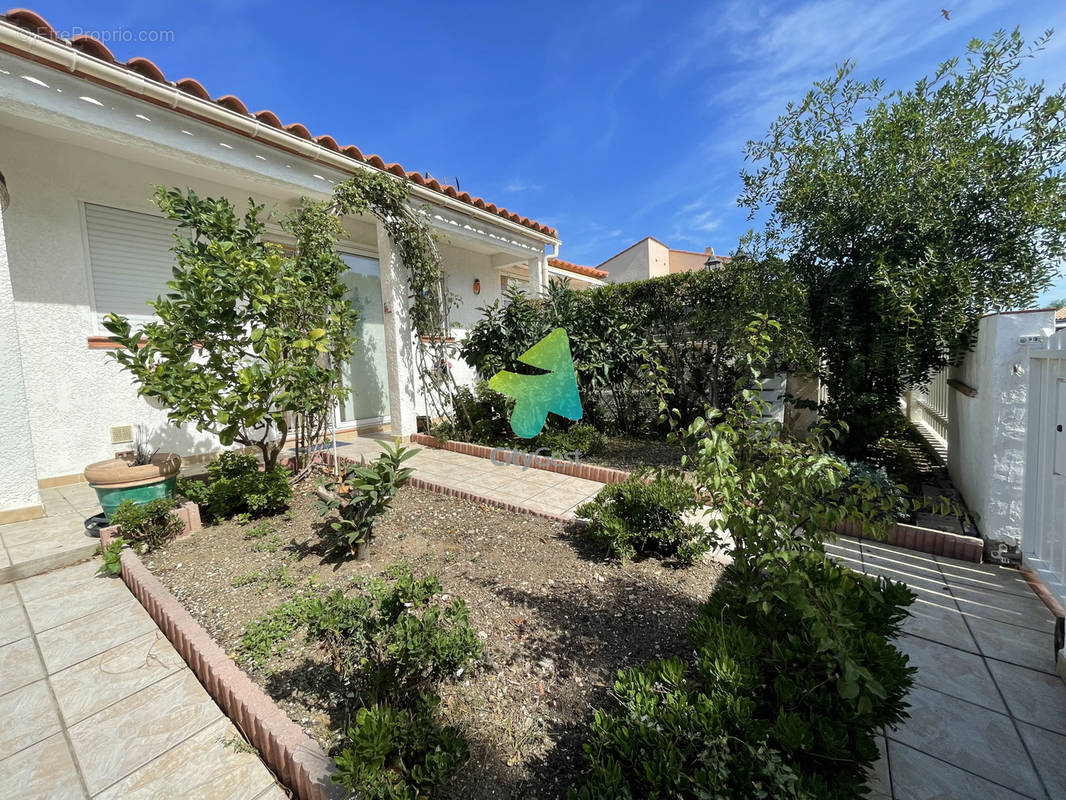 Maison à SAINT-CYPRIEN