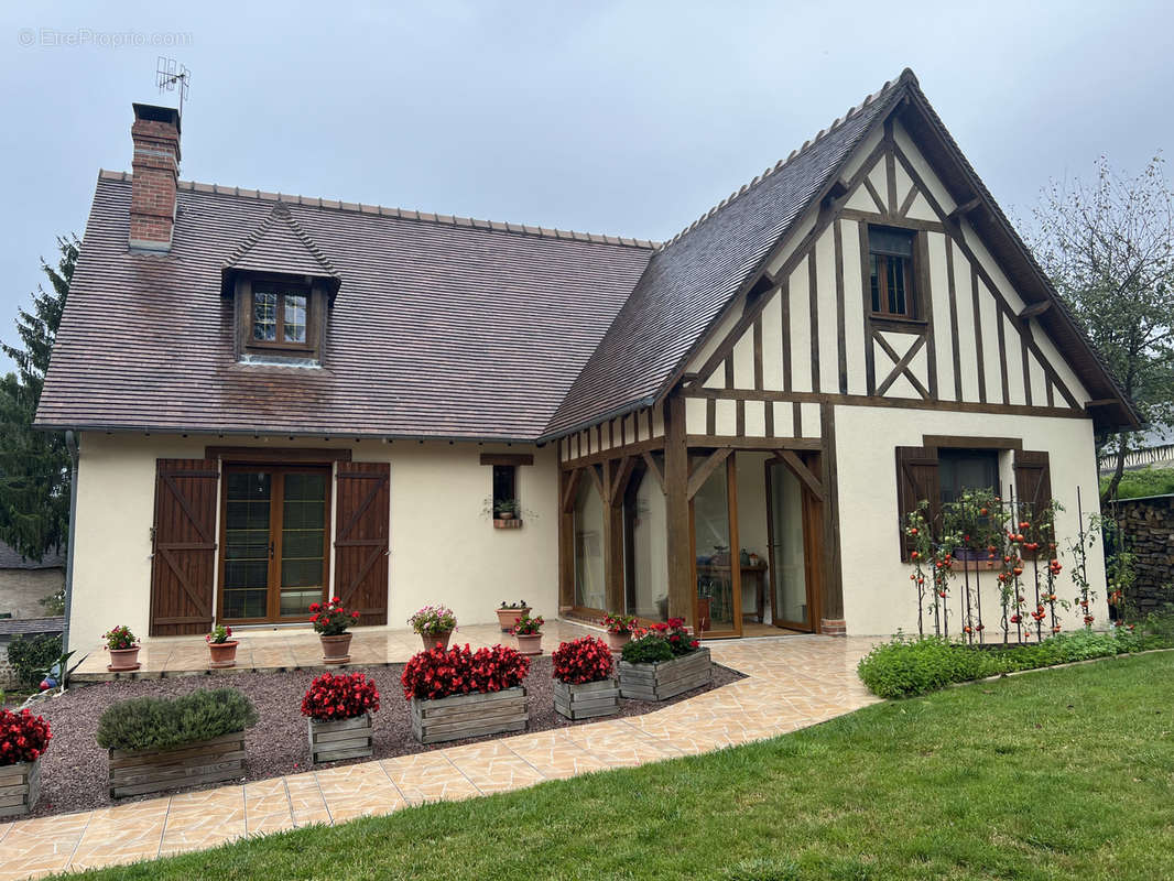 Maison à BRIONNE