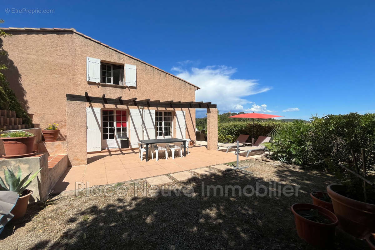 Maison à LA GARDE-FREINET