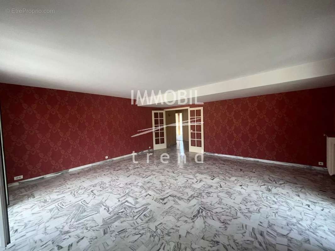 Appartement à MENTON