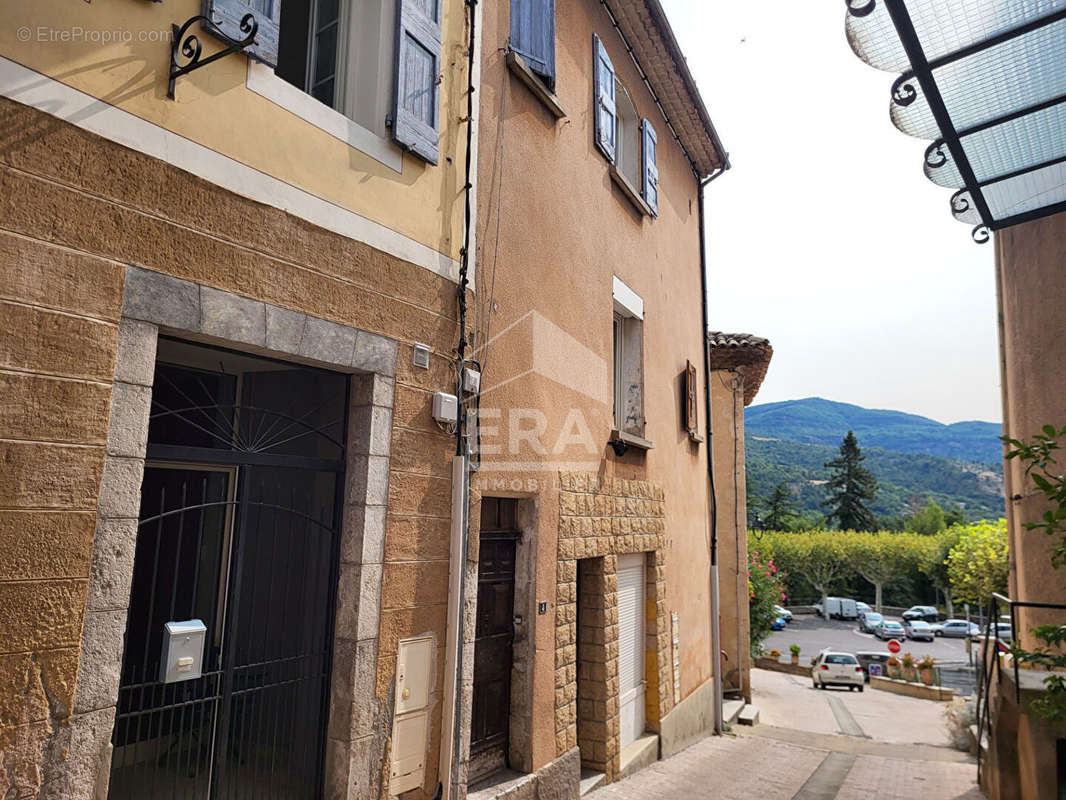 Appartement à CHATEAU-ARNOUX-SAINT-AUBAN