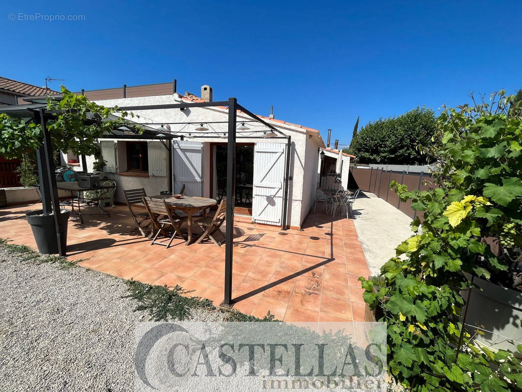 Maison à ROQUEFORT-LA-BEDOULE