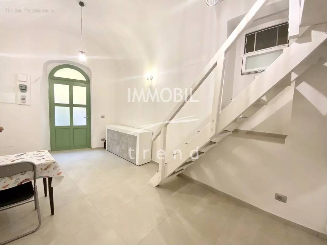 Appartement à MENTON