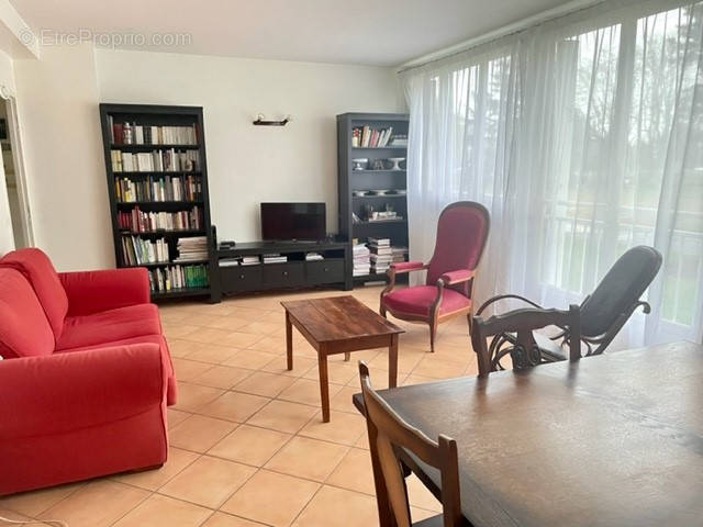 Appartement à SAINT-CYR-SUR-LOIRE