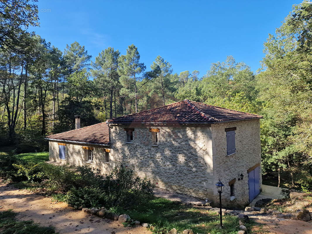 Maison à MOLIERES-SUR-CEZE