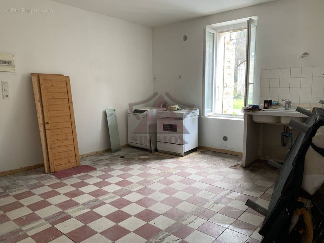 Appartement à MOLIERES-SUR-CEZE