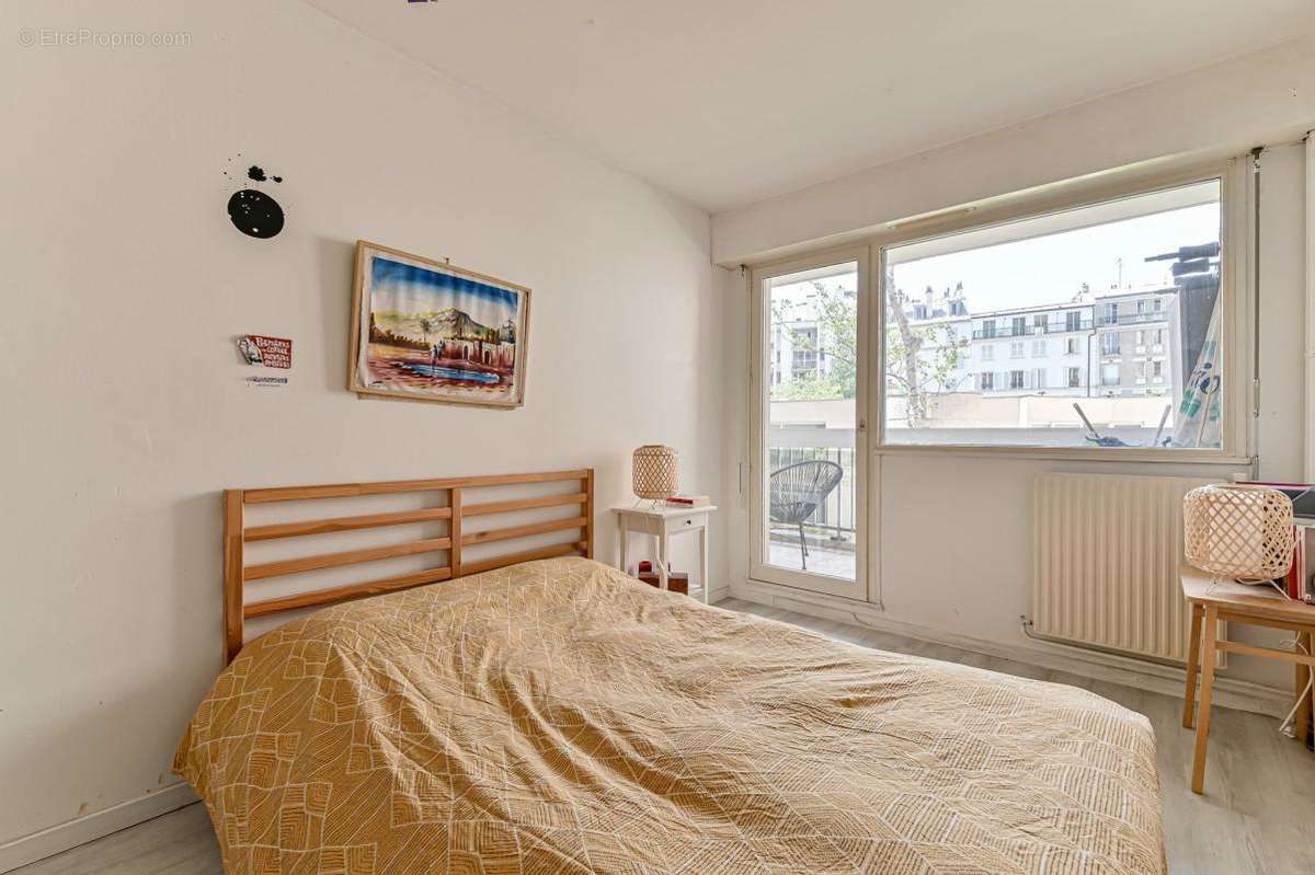 Appartement à PARIS-20E