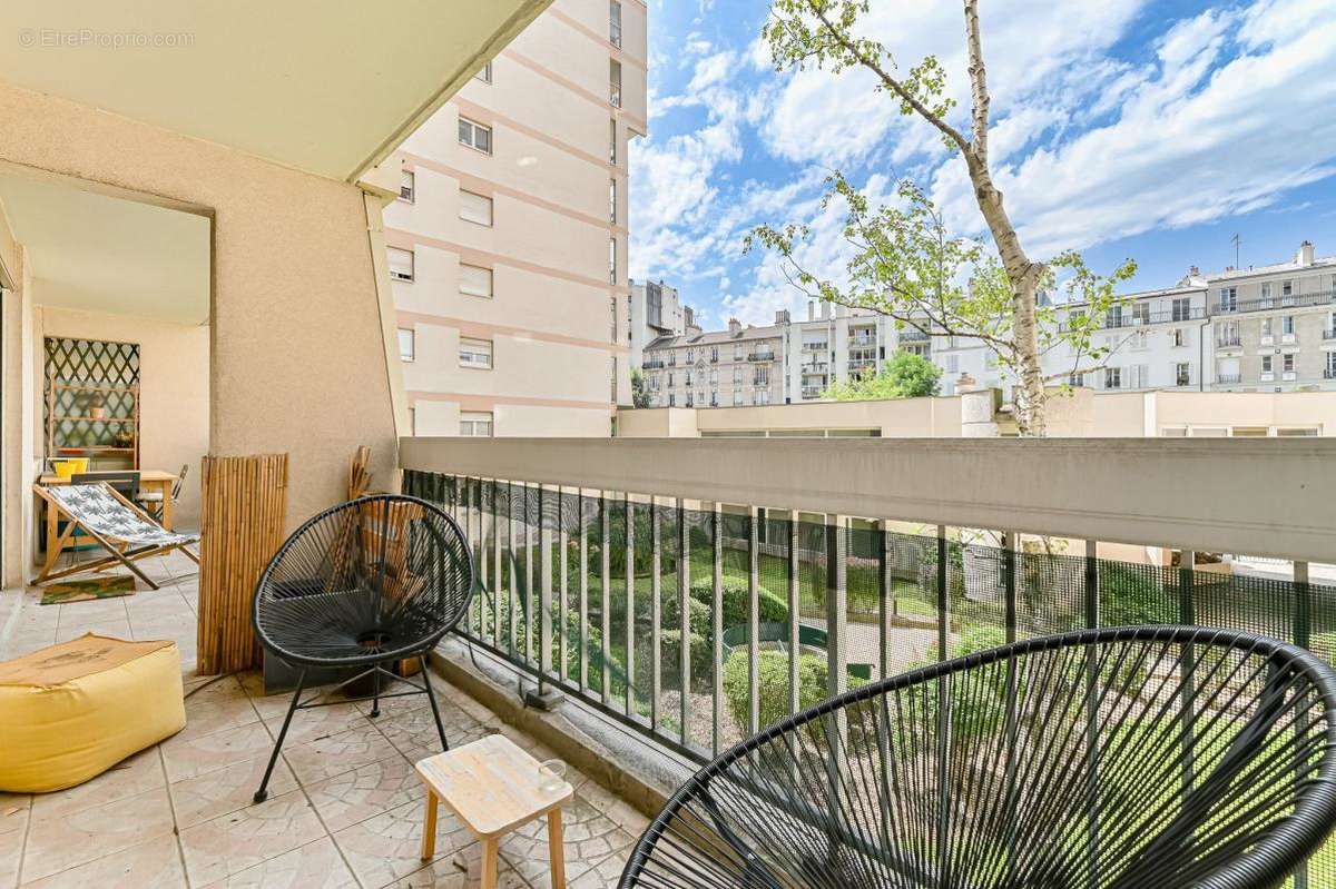 Appartement à PARIS-20E