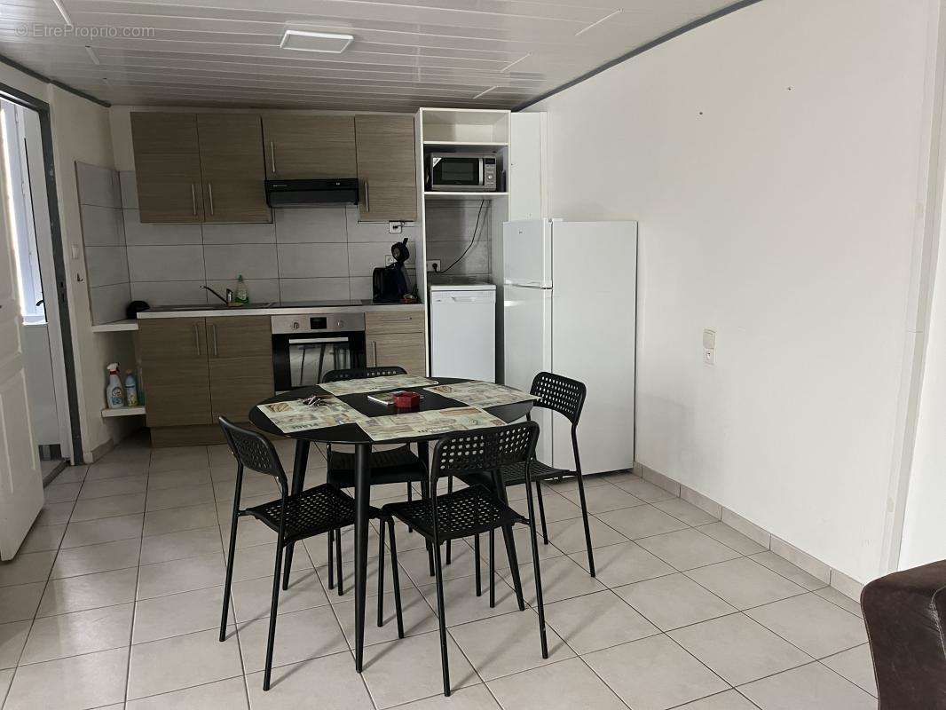 Appartement à VIAS