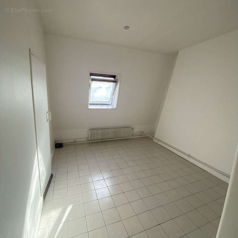 Appartement à PARIS-10E