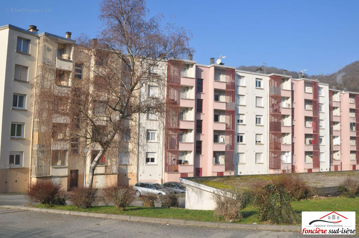 Appartement à VIZILLE