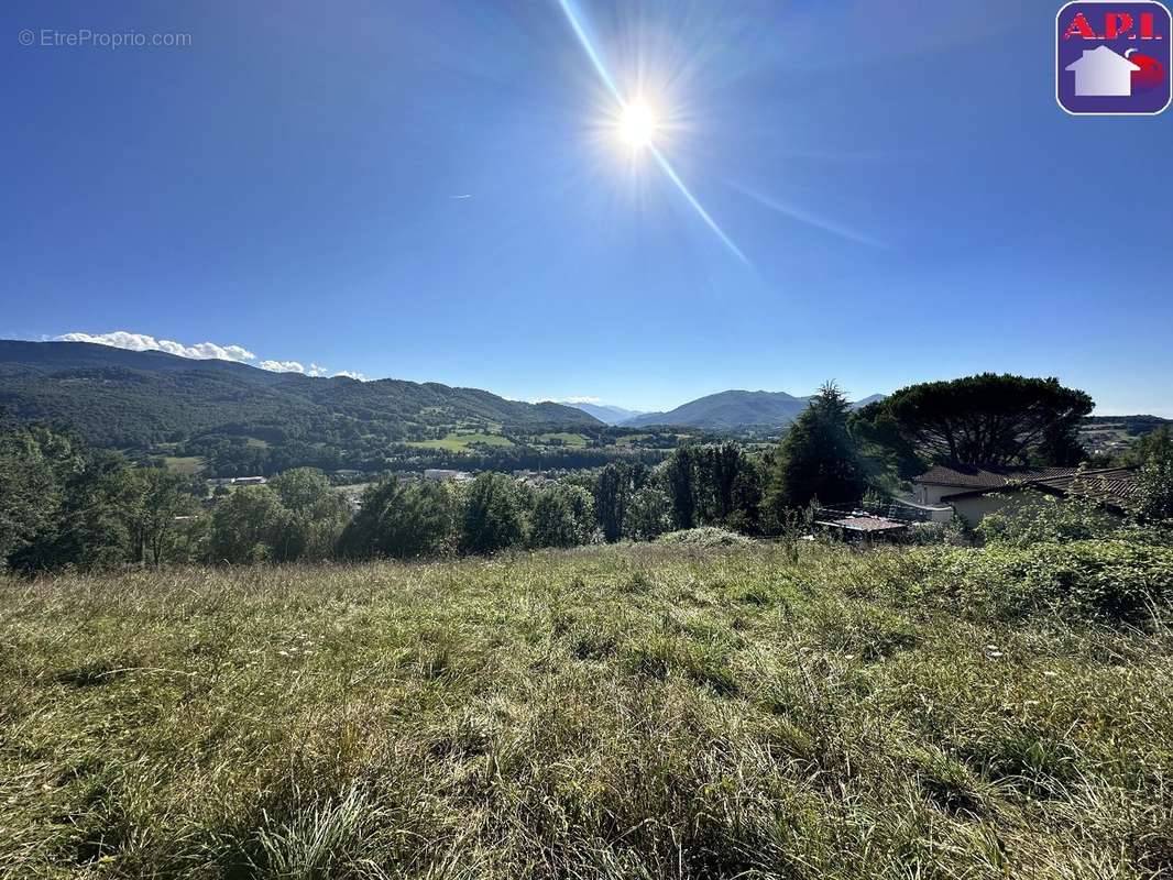 Terrain à SAINT-GIRONS