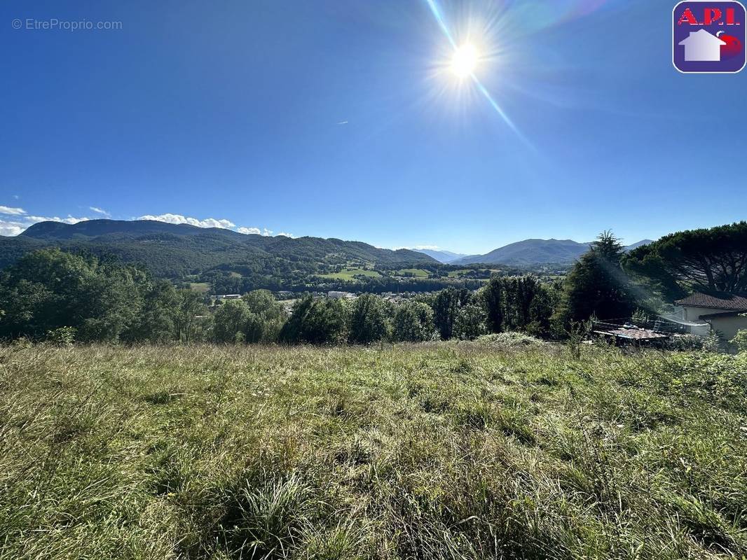 Terrain à SAINT-GIRONS