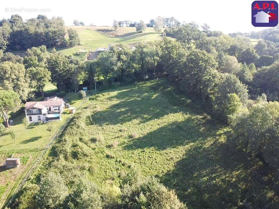 Terrain à SAINT-GIRONS