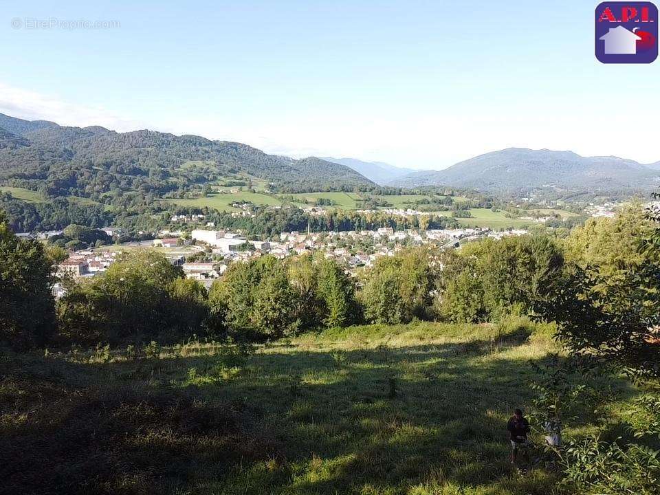 Terrain à SAINT-GIRONS