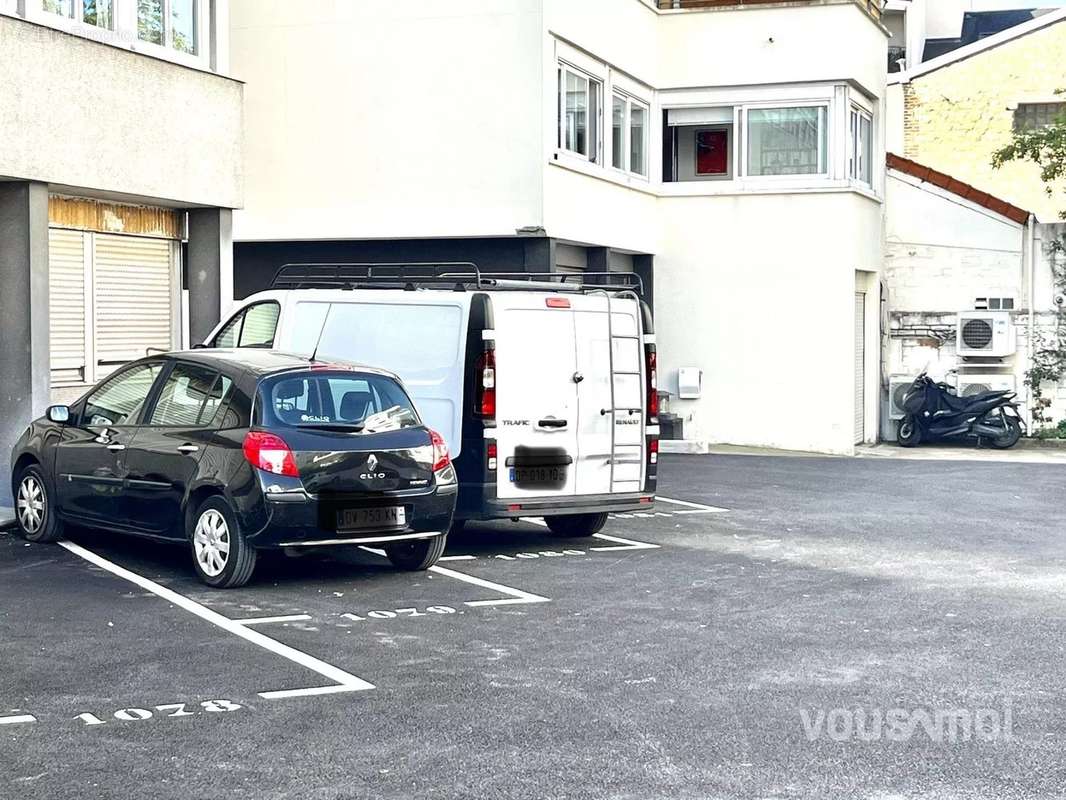 Parking à LA GARENNE-COLOMBES