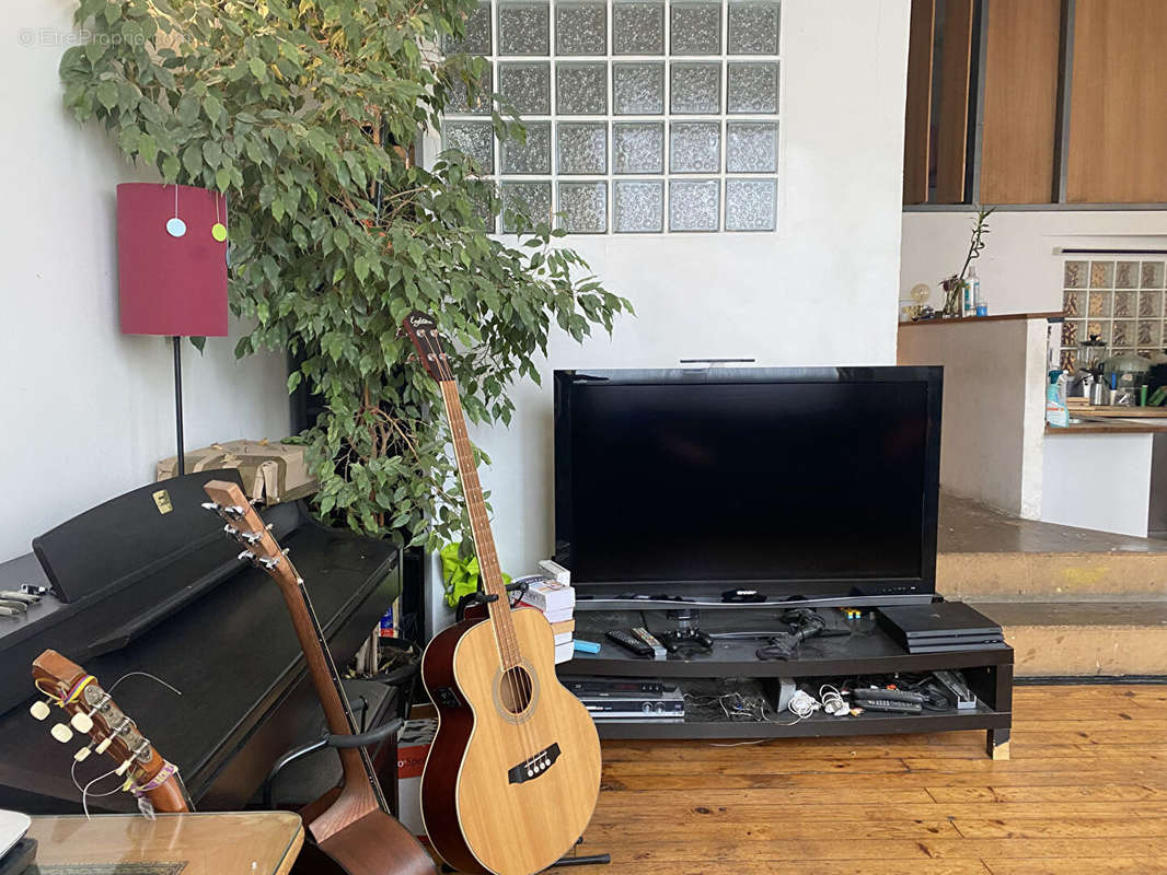 Appartement à IVRY-SUR-SEINE