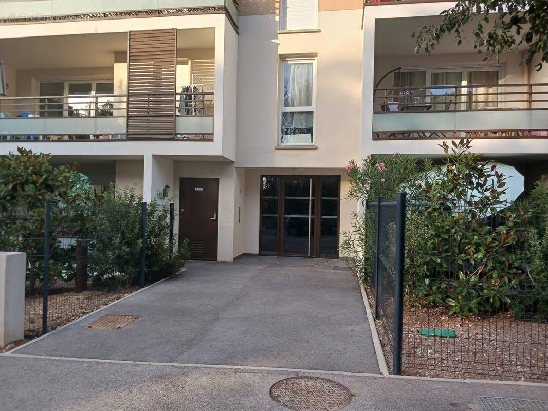 Appartement à SIX-FOURS-LES-PLAGES