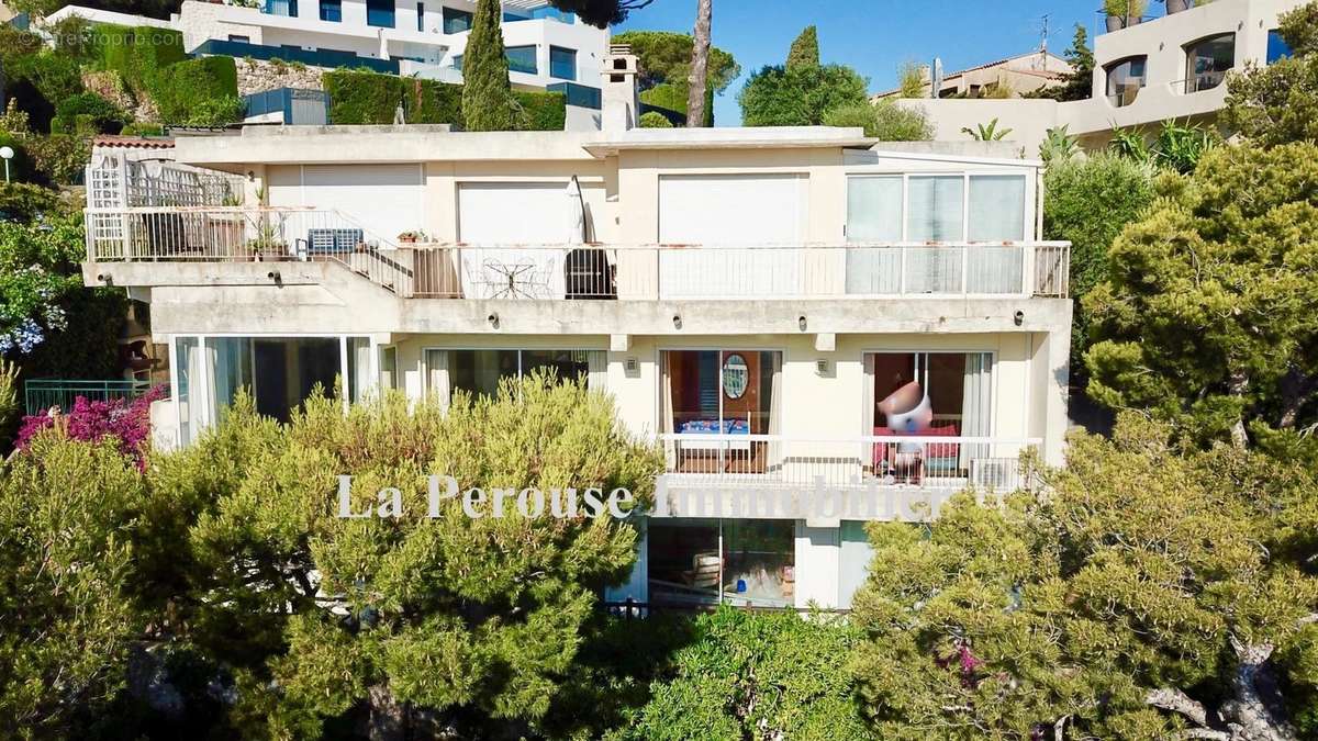 Appartement à VILLEFRANCHE-SUR-MER